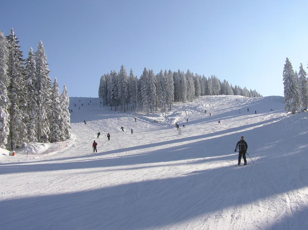 Apartments Rogla Зрече Екстер'єр фото
