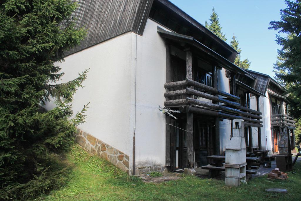 Apartments Rogla Зрече Екстер'єр фото