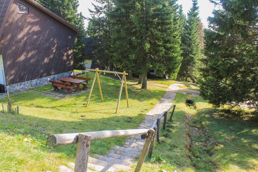 Apartments Rogla Зрече Екстер'єр фото